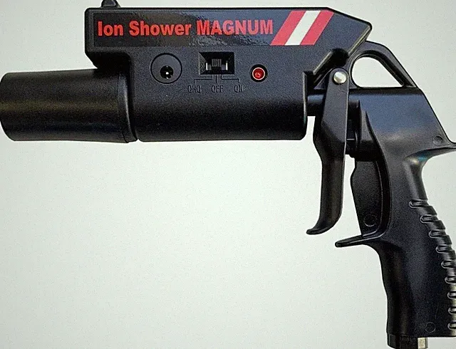 BIC TOOL MG-3000 Ion Shower Blow Gun Anti-Static Dust Cleaner AC100V Black